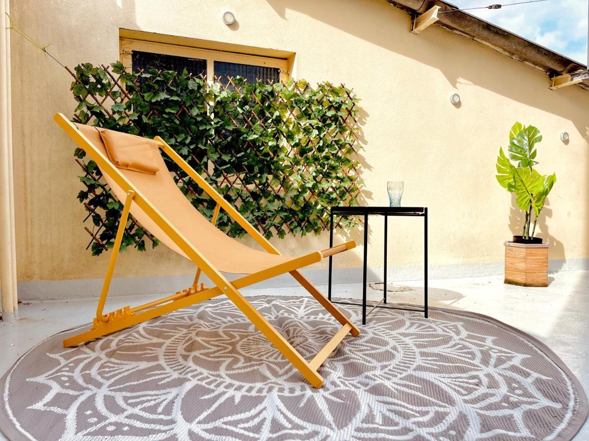 Appartement La Terrasse Occitane - cœur de ville avec parking à Gaillac Extérieur photo
